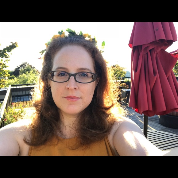 Meet your Posher, Miss Strudel - Picture 3 of 3